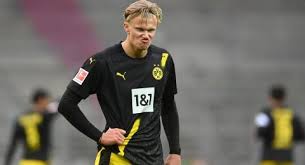 Erling haaland's style of play. Diam Diam Erling Haaland Ternyata Pernah Jadi Anggota Boyband