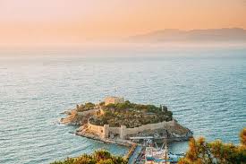 Kusadasi Aydin Province Turkey Top View Of The Pigeon Island Old 14th 15th Century Fortress On In 2020 Top View Kusadasi Bird Island