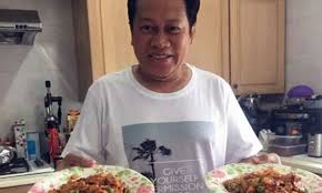Ahmad maslan nyanyi nasi goreng gst. Ahmad Maslan Ditegur Lagi Masak Berhampiran Penyembur Serangga