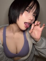 動ナビブログネオ » すみれch、エロ画像・動画まとめ！配信（FANZAライブチャット）でオナニー見せつけるボーイッシュ美女！（エロGIF動画あり）