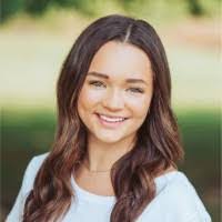 Victoria Ochoa's Instagram, Twitter & Facebook