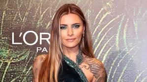 Thomalla was born in east berlin, east germany on 6 october 1989, the daughter of actors simone thomalla and andré vetters. Sophia Thomalla Darum Macht Sie Jetzt So Viel Kraftsport