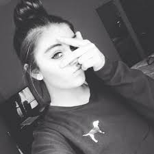 Alannah Davis (@Alannah21624489)