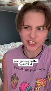 Jesse Deen's Instagram, Twitter & Facebook