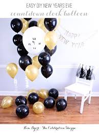 Make An Easy Nye Countdown Clock Balloon The Celebration Shoppe New Year S Eve Countdown Nye Countdown New Years Eve Day
