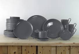 Kombiservice geschirrset tafelservice kaffeeservice porzellan geschirr bunt uni. Blomus Ro Kombiservice Fur 6 Personen 30 Teilig Grau Sharkskin Hertie De