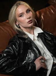 Полина Ларина