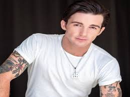 He is best known for his starring roles on nickelodeon's the amanda. Drake Bell Charged With Crime Against Minor Pleads Not Guilty