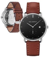 Grâce à sa couture de fil rouge, ce bracelet montre sport homme s'accordera tout. Montre Homme Cadran Noir Et Bracelet En Cuir Marron Paul Hewitt Mode Conseils Mode