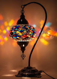 Lampe De Mosaique Turque Etonnante Lampe Marocaine Lampe Unique Lampe De Table Fait A La Main Dans Notre Istanbul N Moroccan Lamp Mosaic Lamp Mosaic Glass