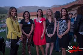 YoFui.com: Claudia Valenzuela Bórquez, Francisca Gómez Edwards, Alejandra  Mery Valdovinos, Katerina Castro Wainberg, Bárbara Schwerter Eckholt en  Aniversario 25 de la generación 1991 de Ingeniería Comercial de la PUC,  Hacienda Santa Martina (364906)