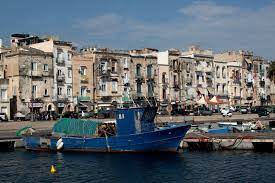 39 отметок «нравится», 0 комментариев — puglia.plus (@puglia.plus) в instagram: Taranto Tarent Die Moglichkeit Einer Insel Das Meer Und Apulien