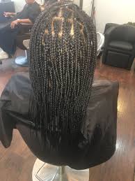 Putting your hair in a bun or high pontytail puts pressure on your scalp, leading to your hair is always growing even when it's braided. Knotless Box Braids Natural Individuals Super Neat Appears To Be Growing From The Scalp No Root Build Up L Black Natural Hairstyles Box Braids Hair Studio