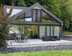 Ref Vr90 Triangel 01 Jpg Fassade Haus Individuelle Fensterbehange Pultdach