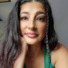 Maria Frye's Instagram, Twitter & Facebook