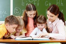 Ca de obicei, soselele sunt arhipline de parinti care isi duc copiii la scoala. Structura Anului Scolar 2018 2019 Cand Incepe Scoala Cand Sunt Programate VacanÅ£ele Alba24