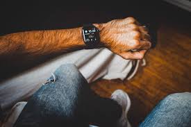 Each week jenna and angela will break down an episode of the office and give exclusive behind the scene stories that only two people who were there, can tell you. Apple Watch Grosse Welches Modell Passt Zu Mir Pcshow De