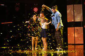 Intra aici pe site pentru a urmari online hd, pe 3 mai 2019, romanii au talent sezonul 9 episodul 13 gratuit. Video O CopilÄƒ Minune A Dansat DumnezeieÈ™te È™i A Fost TrimisÄƒ Direct In Semifinalele Romanii Au Talent È™tiri Un Site De Muzica