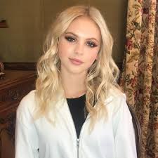 As a singer i am absolutely obsessed with these @tlretro earrings. Jordyn Jones Social Media 03 28 2018 Celebmafia