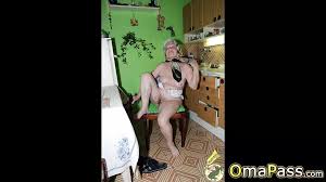 Omapass Homemade Mature Sex Videos Compilation: Amateur Porn by Oma Pass