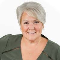 2100+ "Lorie" profiles