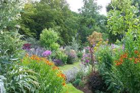 Les Jardins De Mon Moulin Jardin Remarquable Routes Touristiques Dans La Haute Marne Guide Du Tourisme Grand Est Jardins Jardin Exterieur Jardin Anglais