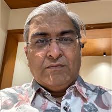 This is Doyle Dane Bernbach for Volkswagen, circa 1961. Art director Helmut  Krone and copywriter Bob Levenson. Bernbach's brief: "VW is an honest car."  plays out in fascinating and idiosyncratic…