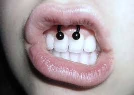 Resultado de imagem para piercing no smile