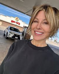 Road trips home just wouldn't be complete without a Buc-ee's stop—it's a  snacktastic must!! Had a wonderful weekend in Houston reconnecting and  reuniting. Can't wait to share it all with you soon