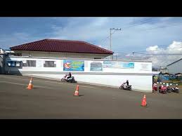 Pemegang sertifikat hsk 4 dinilai telah lancar dalam menggunakan mandarin secara lisan dan tulisan, dalam situasi formal maupun nonformal. Pt Parkland World Indonesia Jepara Part 3