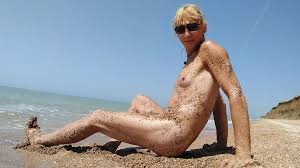 Vídeos porno Trans de spanish almeria beach gratis en xHamster para 2025.  ¡Nuevos vídeos cada día!, 4 | xHamster