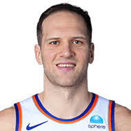 Jakob Poeltl, Zach Collins likely to play