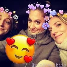 Sie war bestimmt eine faszinierende persönlichkeit, sagt donskoy. Marieburchard Instagram Posts Photos And Videos Picuki Com