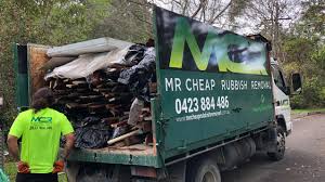 The company may charge $40 to $150 depending on how heavy the equipment is. How Much Does Rubbish Removal Cost