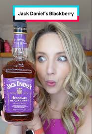 Jack Daniel’s Blackberry: A Unique Whiskey Flavor Review