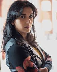 Tania Starr's Instagram, Twitter & Facebook