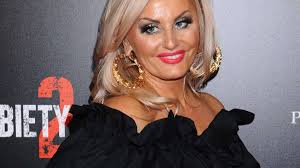 Dagmara ma syna conana, którego czasem także możemy oglądać w programie. Dagmara Kazmierska Jak Powstaje Jej Perfekcyjny Makijaz