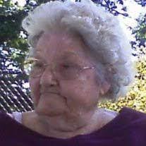 Daisy Fraga's Instagram, Twitter & Facebook