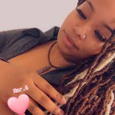 Christina Diggs's Instagram, Twitter & Facebook