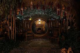 Hobbit S Dream All The Comforts Of Home Earth Houses For Rent In Fairfield In 2020 With Images Earth Homes The Shire Renting A House
