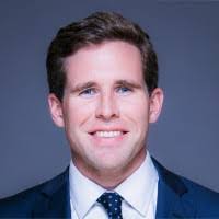 Tommy Dore's Instagram, Twitter & Facebook