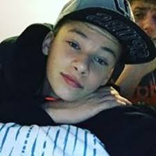 Stream Alex Mayle music