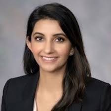 Nida Khan's Instagram, Twitter & Facebook