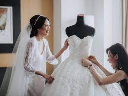 Kebaya are believed to originate from china hundreds of years ago. Wanita Jangan Lakukan 6 Hal Ini Saat Pakai Gaun Pengantin Fashion Beauty Liputan6 Com
