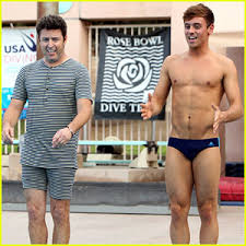 Wednesday, 2nd june 2021, 11:08 am. Video Tom Daley Tries To Teach This Man How To Olympic High Dive Ellen Degeneres Tom Daley Video Just Jared Jr