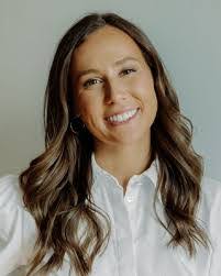 Heidi Landis's Instagram, Twitter & Facebook