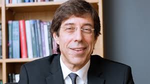 A modern day love story: Larry and Evelyn