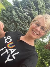 Rachel Knaust's Instagram, Twitter & Facebook