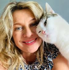 Please can we all teach our kids that killing innocent animals isn't funny?  I'm absolutely disgusted in what has happened this evening, my daughter and  her friends saved some tadpoles from a