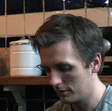 Ian Wise's Instagram, Twitter & Facebook